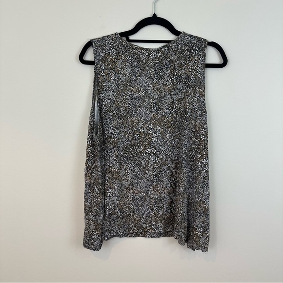 J. Jill Wearever Collection | Brown and Green Floral Sleeveless Tank Top LP - Picture 5 of 5